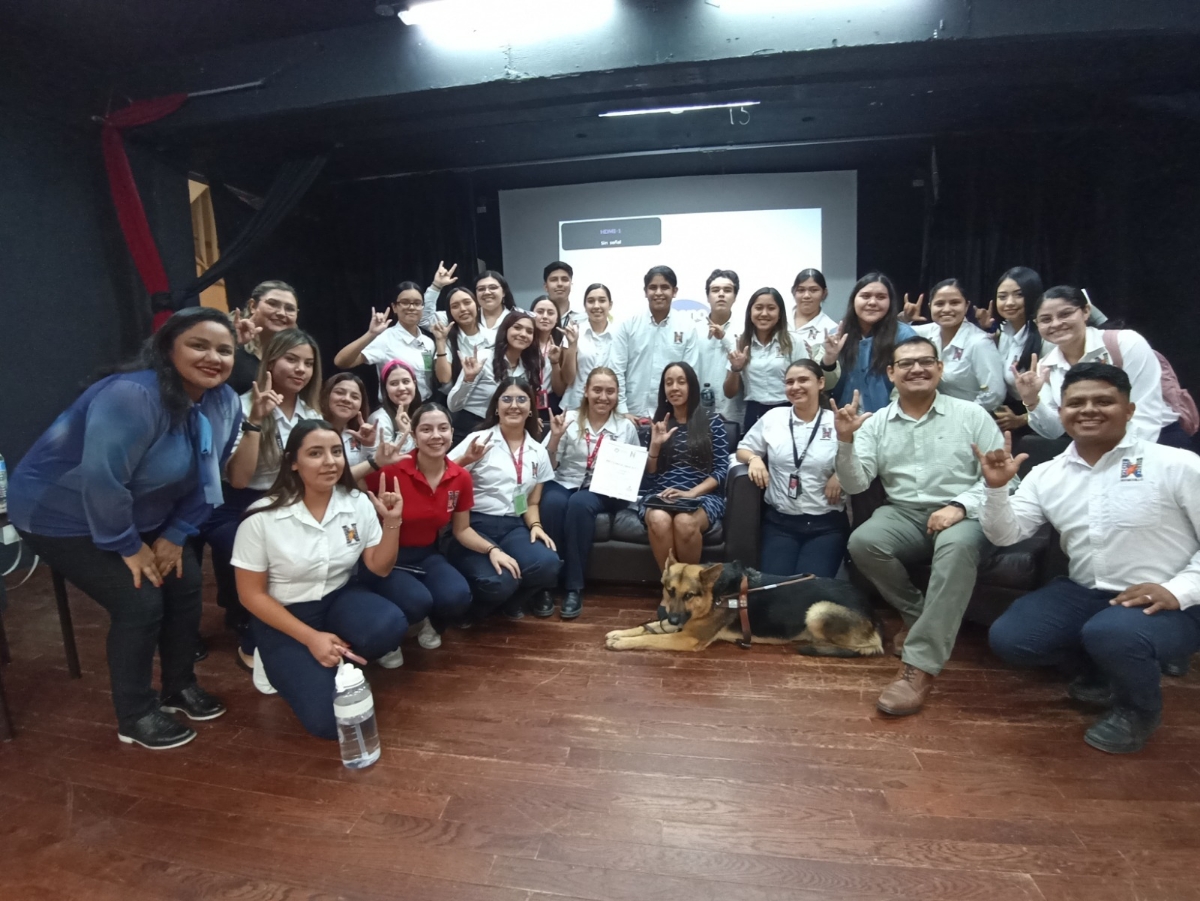 Inspira Haben Girma a estudiantes sonorenses en temas de accesibilidad