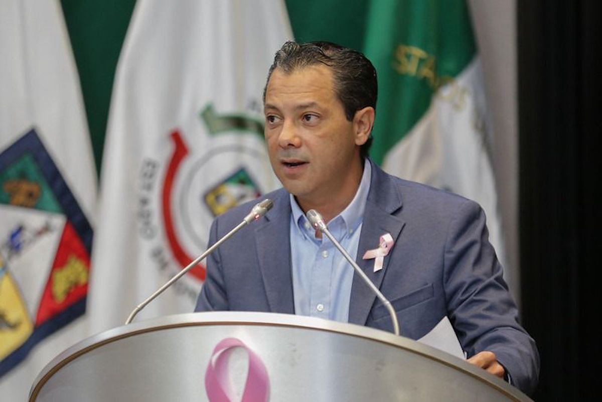 Aprueban defender derechos de estudiantes de postgrado