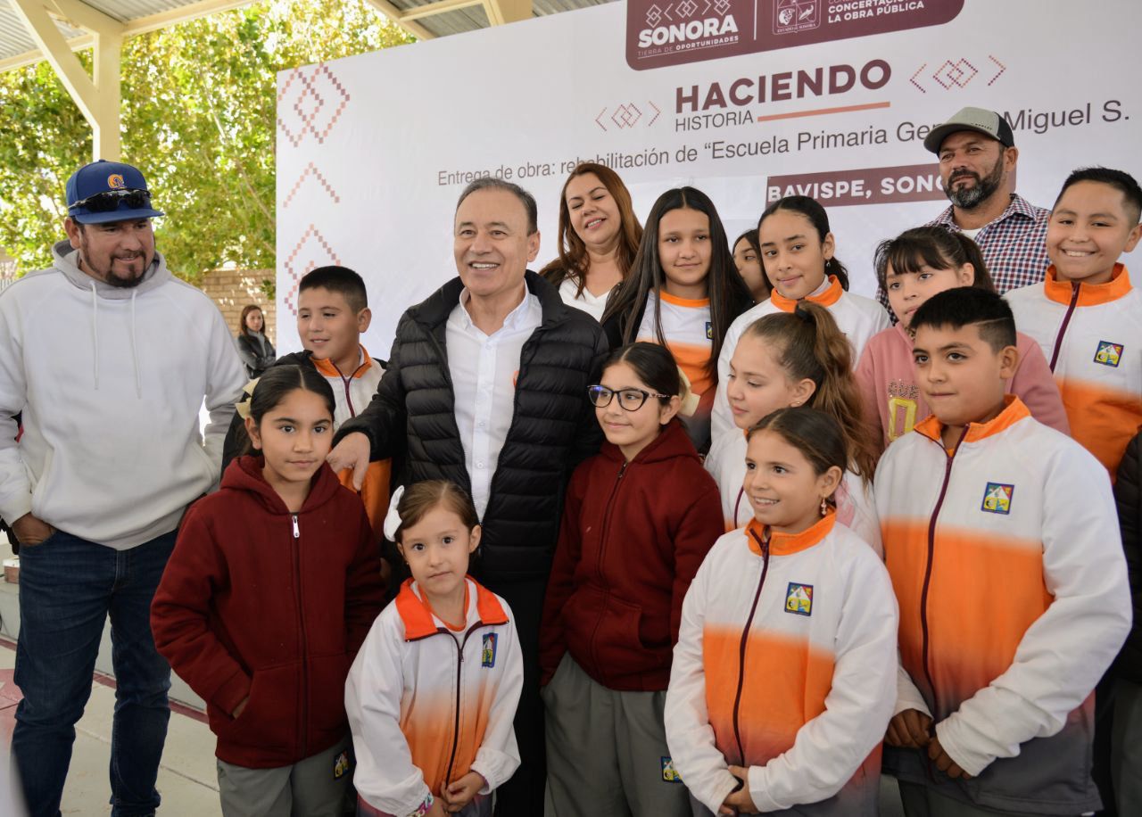 Brindamos espacios dignos para beneficio de las y los estudiantes de Bavispe: Alfonso Durazo