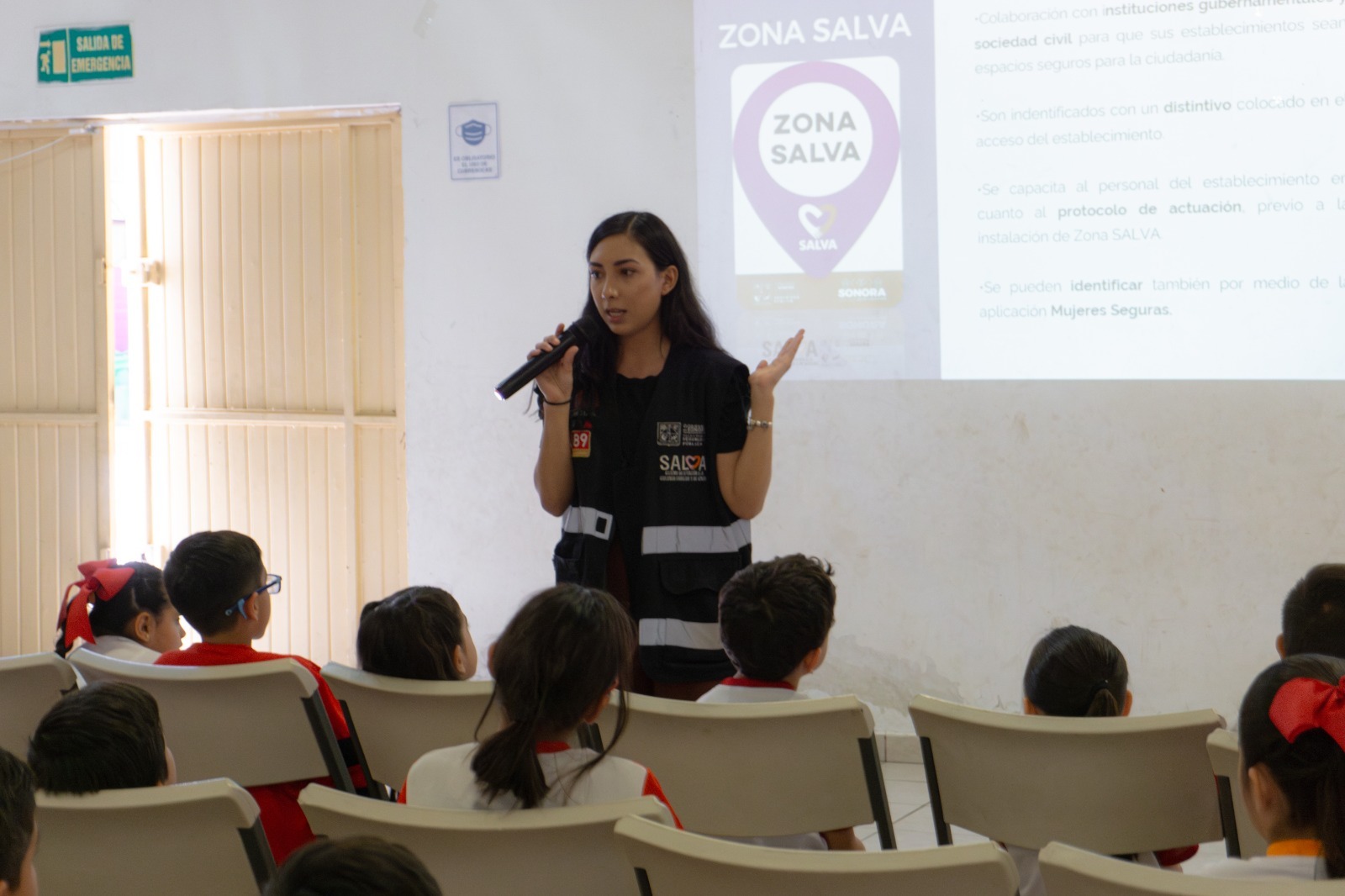 Orientan a niñas y niños sobre función de las Zonas Salva