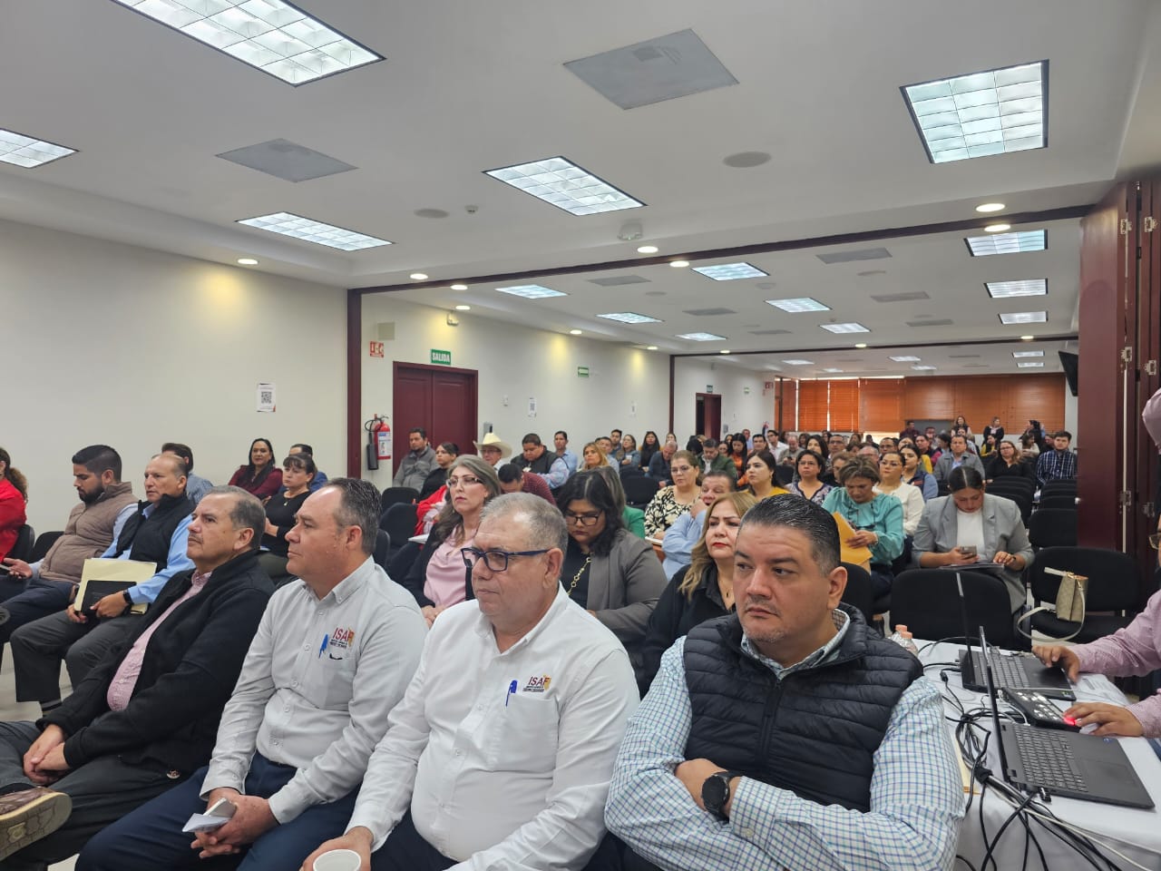 Capacita ISAF a funcionarios municipales para presentar cuentas claras Capacita ISAF a funcionarios municipales para presentar cuentas claras
