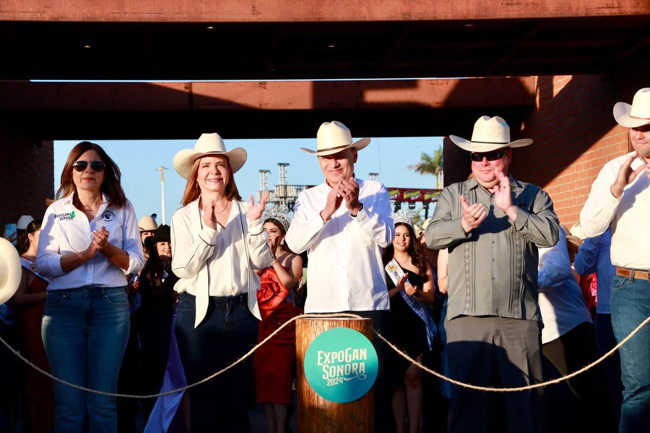 Inaugura Gobernador ExpoGan 2024 y estrena Salón de Eventos El Vaquero