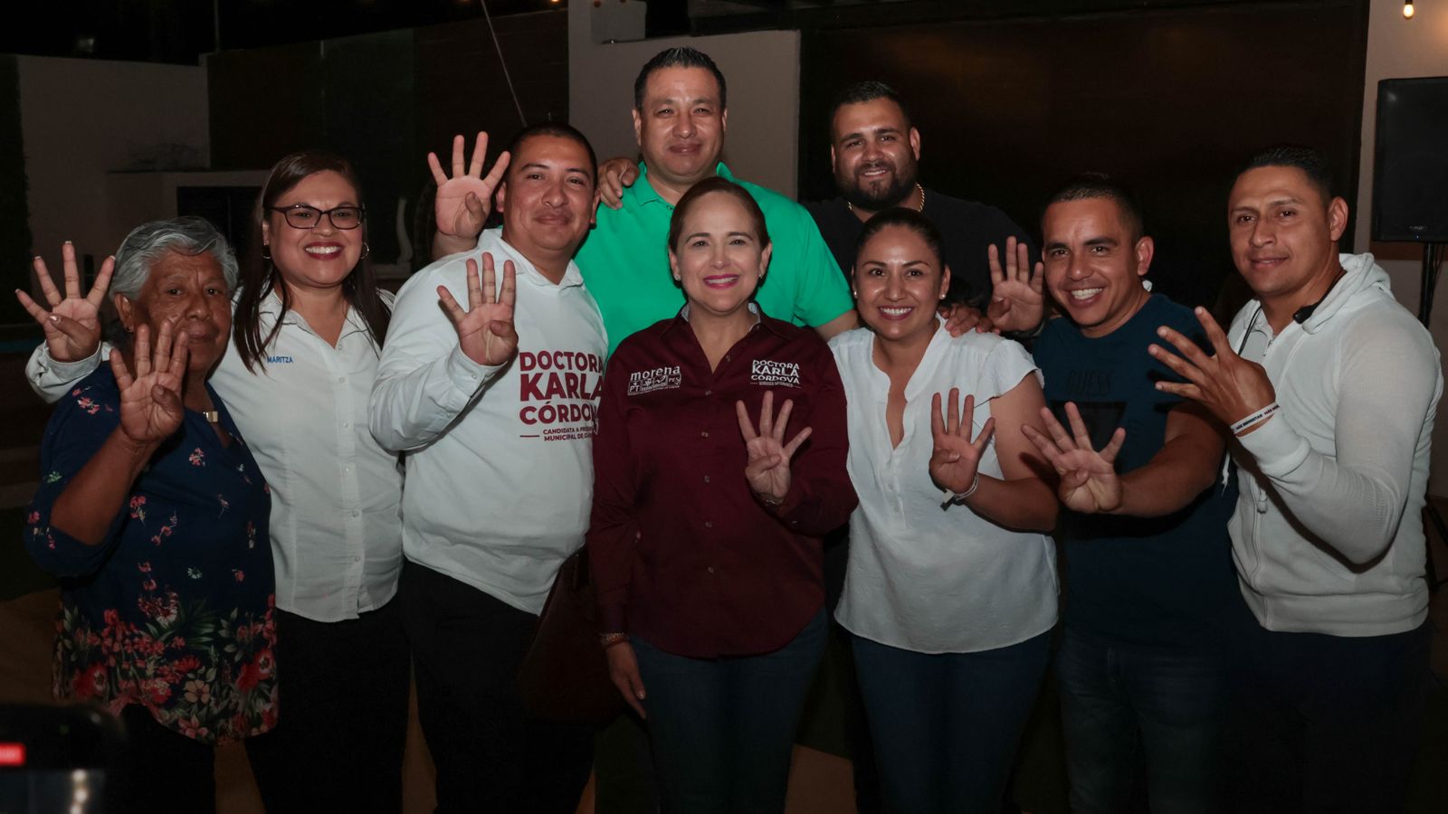 Dialoga la candidata a la alcaldía la doctora Karla Córdova González con personal de ISSSTESON, ITSON y Maquilas