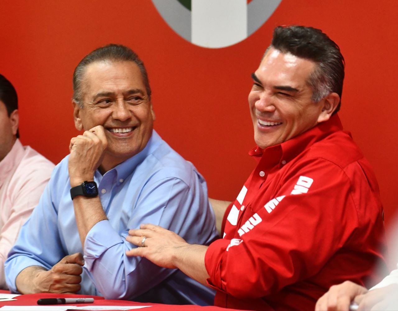 Llama Alejandro Moreno a sonorenses a apoyar con todo a Xochitl Gálvez