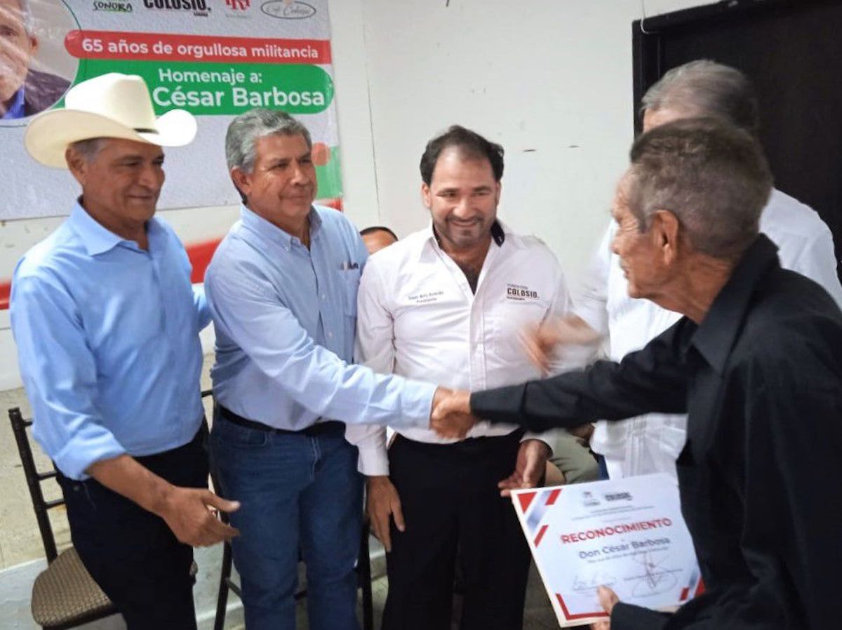 Reconoce PRI Sonora 65 años de militancia de César Barbosa Reconoce PRI Sonora 65 años de militancia de César Barbosa