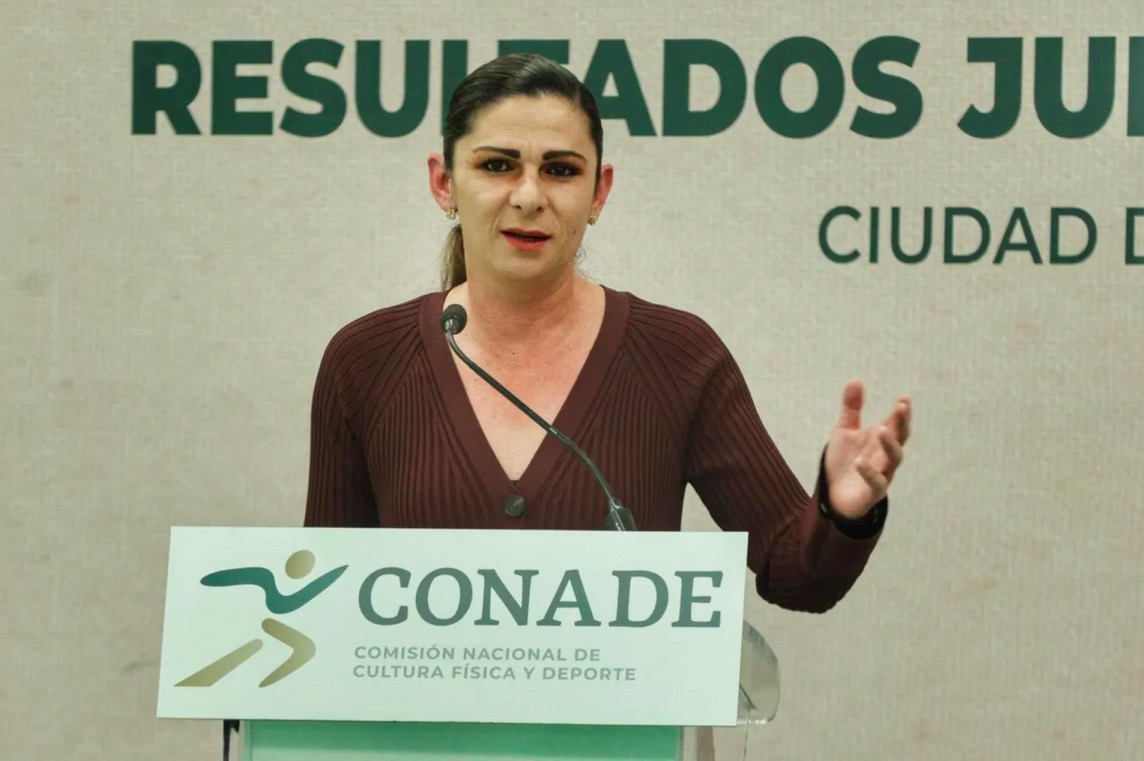 Lo que gano, me lo gasto como me da mi chingada gana: Ana Gabriela Guevara