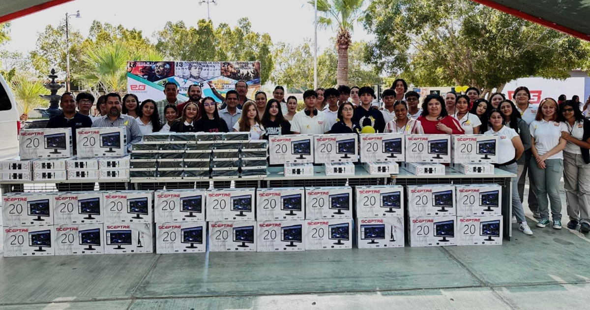 Más de mil alumnos beneficiados con donación de equipo de cómputo nuevo: Cobach Sonora