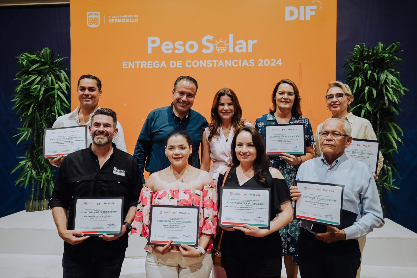 Entregan Patty Ruibal y Toño Astiazarán apoyo en paneles solares y eficiencia energética a 22 organizaciones de ayuda social Entregan Patty Ruibal y Toño Astiazarán apoyo en paneles solares y eficiencia energética a 22 organizaciones de ayuda social