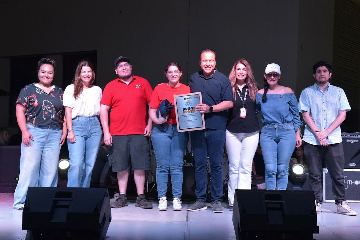 Premian Toño Astiazarán y Patty Ruibal a ganadores de Dogo Fest Premian Toño Astiazarán y Patty Ruibal a ganadores de Dogo Fest