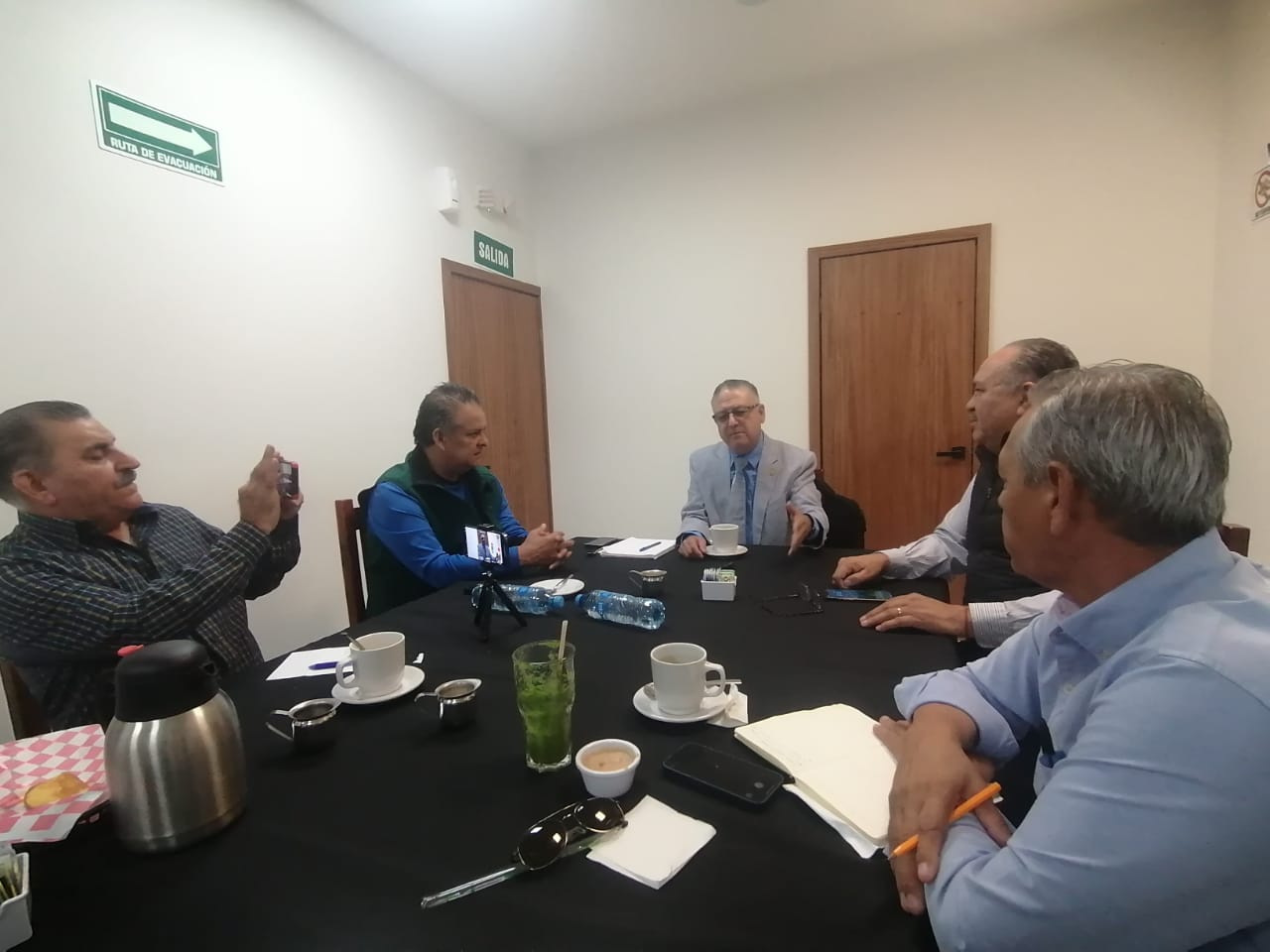 Diputado Rubén González busca regulación de servicios de arrendamiento a través de plataformas digitales en Sonora