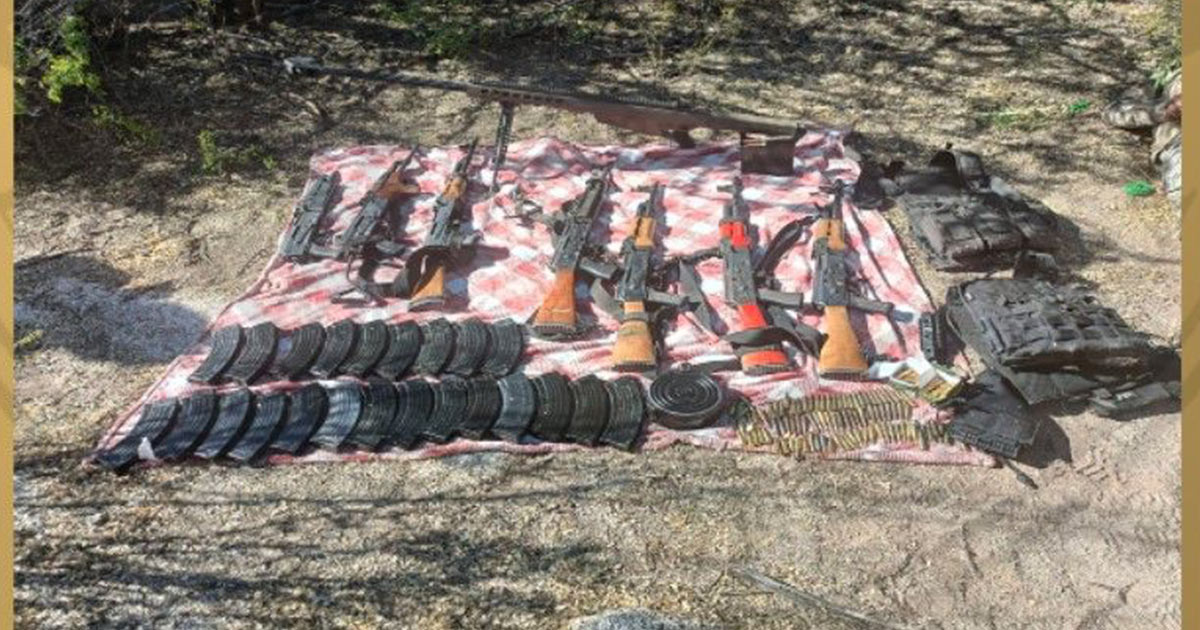 Detienen a dos hombres y aseguran arsenal en operativo conjunto en Sáric