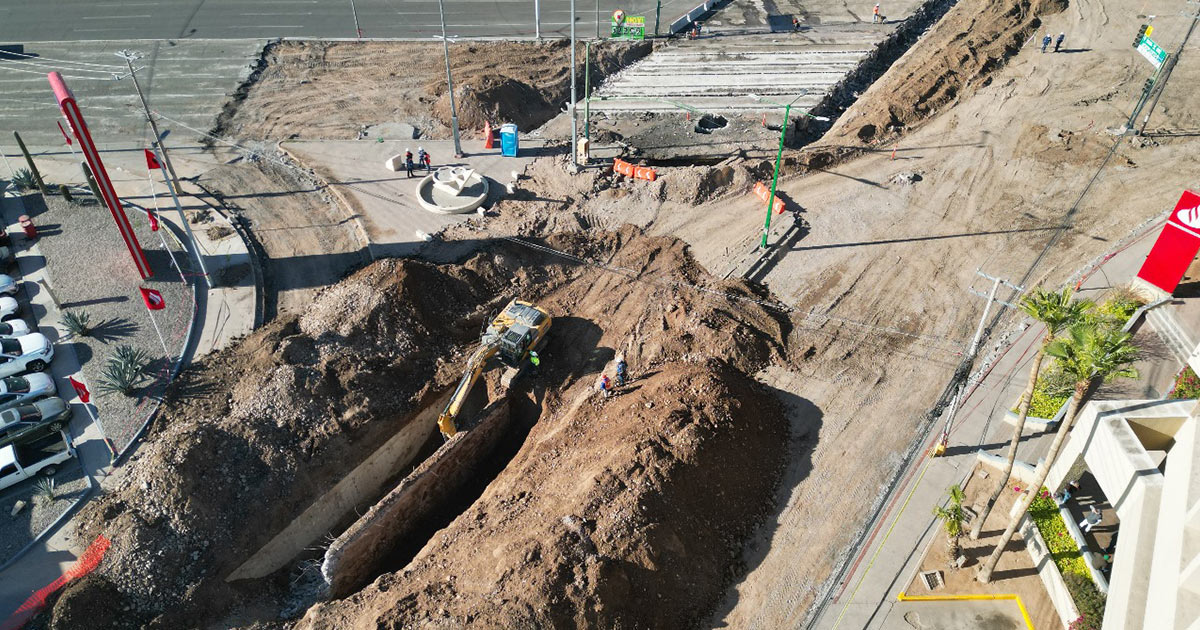 Anuncia Toño Astiazarán dobles turnos laborales en construcción de puente a desnivel Colosio y Solidaridad