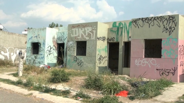 ¿Castigarán a dueños de casas abandonadas? Es chiste de mal gusto