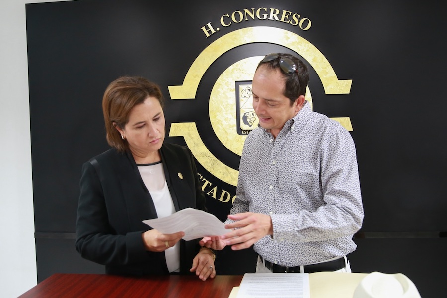 Recibe Comisión propuestas de reformas a favor del gremio periodístico de Sonora Recibe Comisión propuestas de reformas a favor del gremio periodístico de Sonora