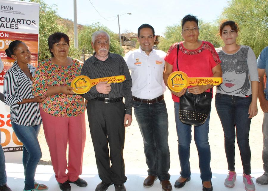 Entrega Maloro Acosta cuartos adicionales a familias hermosillenses Entrega Maloro Acosta cuartos adicionales a familias hermosillenses