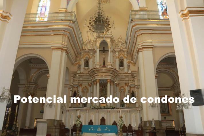 Clérigo versátil Clérigo versátil