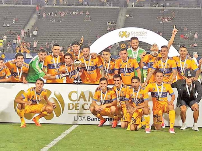 Dominio de los Tigres sobre las Chivas