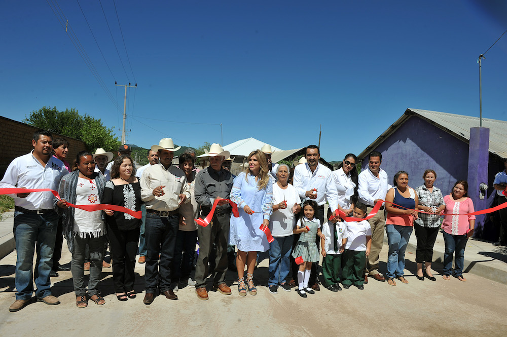 Inicia Gobernadora Pavlovich plan de acondicionamiento de viviendas para adultos mayores