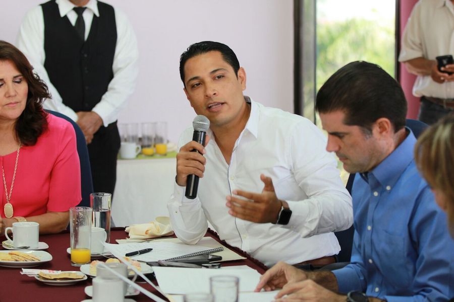 Impulsaremos innovación, tecnología e infraestructura estratégica para el sur de Sonora: Guillén