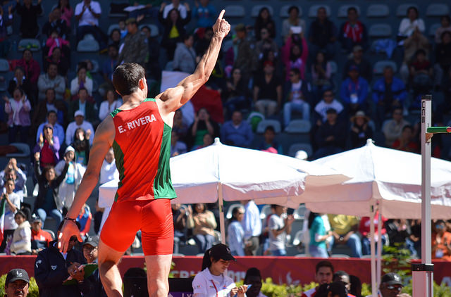 Pasa Édgar Rivera a final de mundial en Salto de Altura