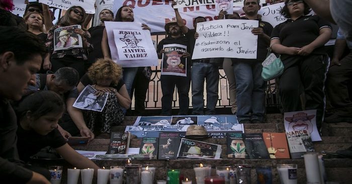 Loas a los héroes del pasado, mientras se asesina a los rebeldes de hoy