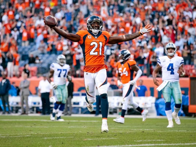 Los Broncos anulan a Elliott y aplastan a los Vaqueros