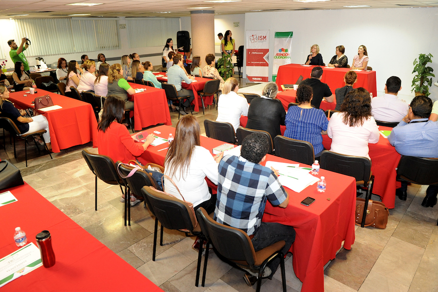 Concluye capacitación con perspectiva de género a enlaces de Atención Ciudadana Concluye capacitación con perspectiva de género a enlaces de Atención Ciudadana