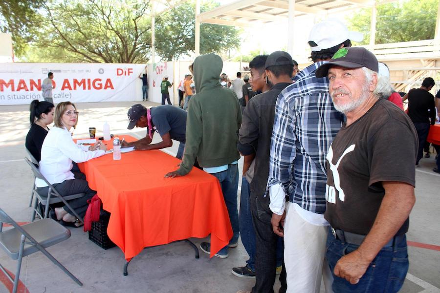 Apoya DIF a más de cien personas en situación de calle