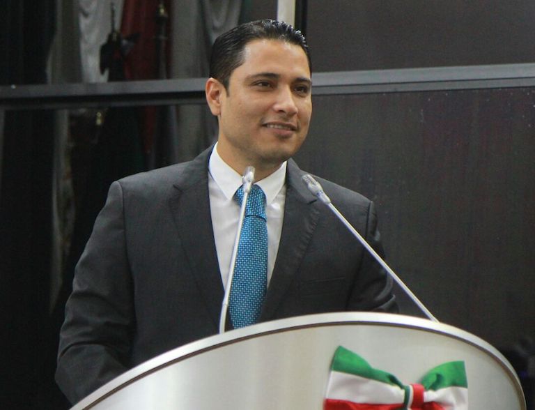 Propone diputado Guillén que procesos administrativos y fiscales se notifiquen vía electrónica