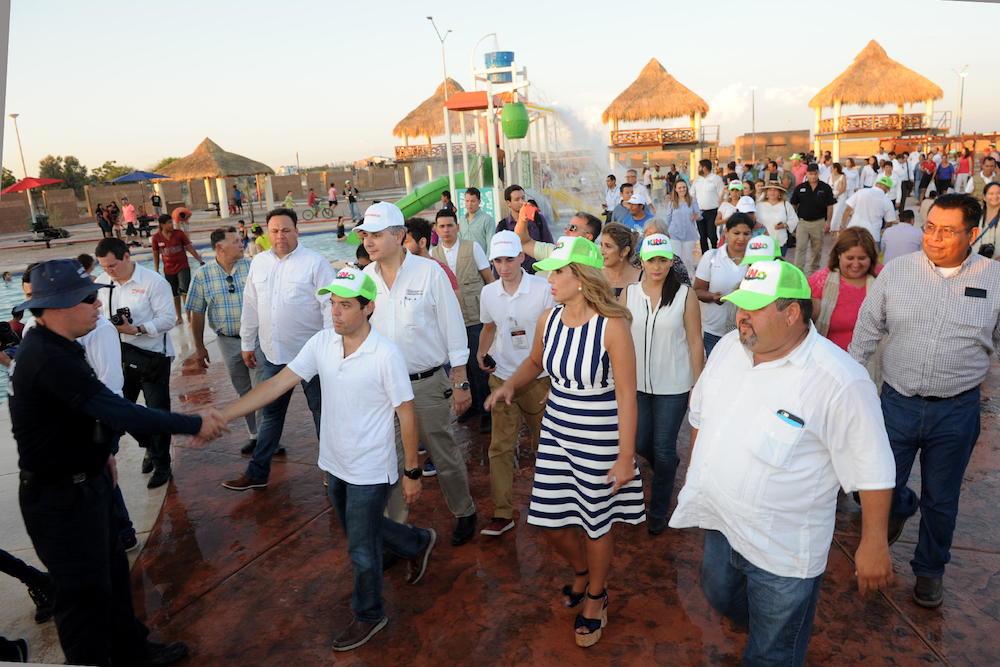 Inauguran Gobernadora Pavlovich y Maloro Acosta Kino Mágico