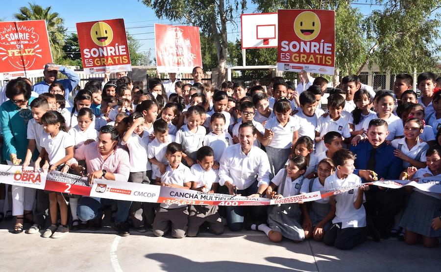 Entrega Maloro Acosta cancha multifuncional en  primaria “Venustiano Carranza”