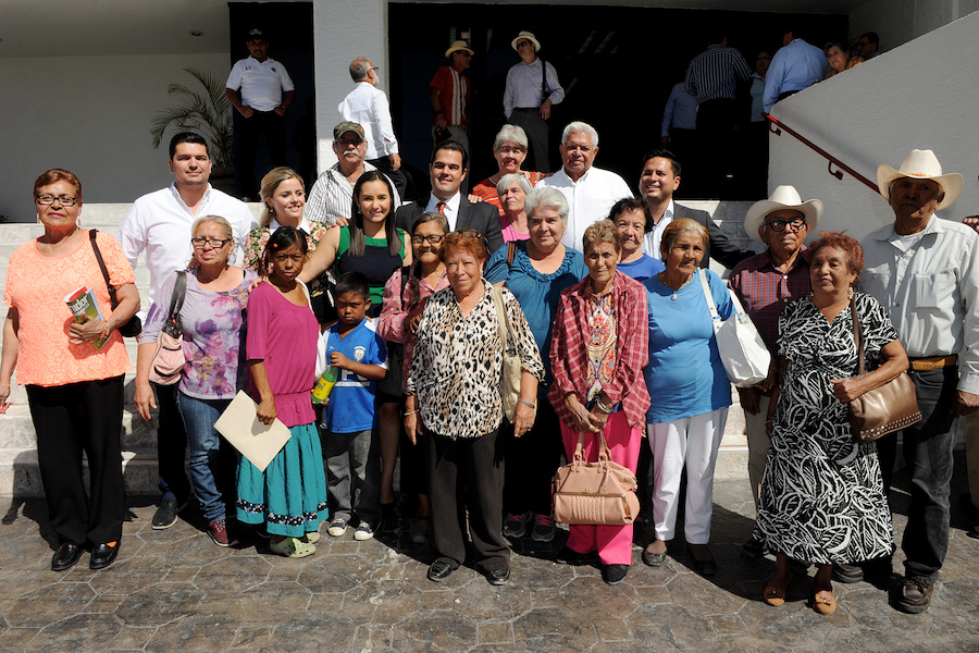 Apoyará Gobierno del Estado a abuelos que cuiden a sus nietos