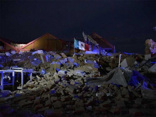 Encima de la pobreza histórica Oaxaca y Chiapas azotadas por huracán y sismo