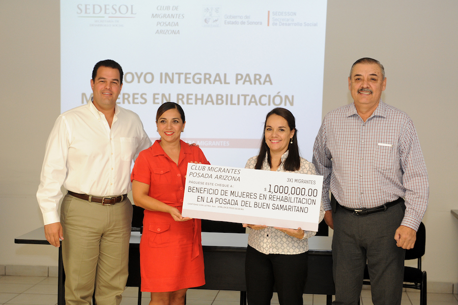 Entrega Secretario de Desarrollo Social apoyo a Posada del Buen Samaritano