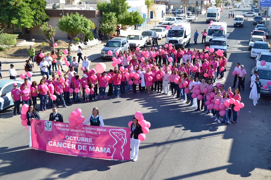 Promueven con marcha la lucha contra el cáncer