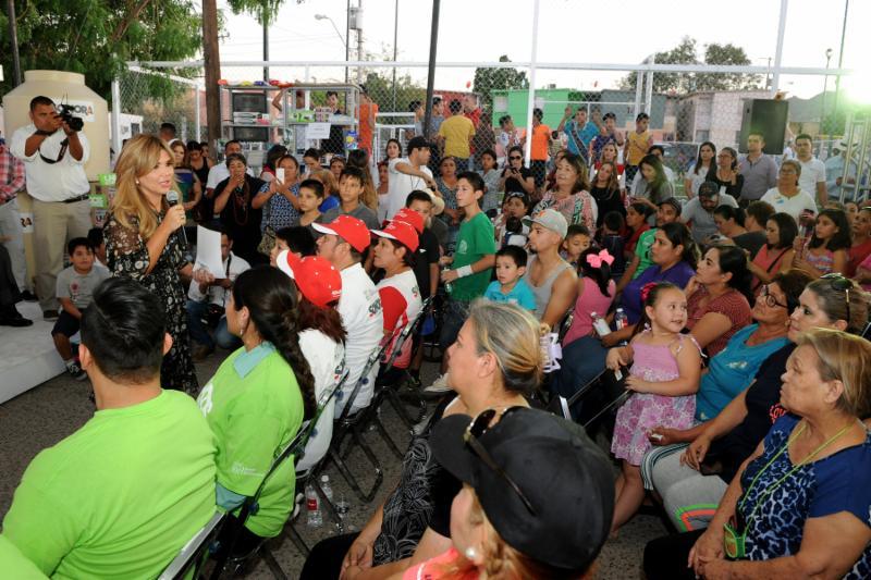 Entrega Gobernadora Pavlovich parque en la Nuevo Hermosillo