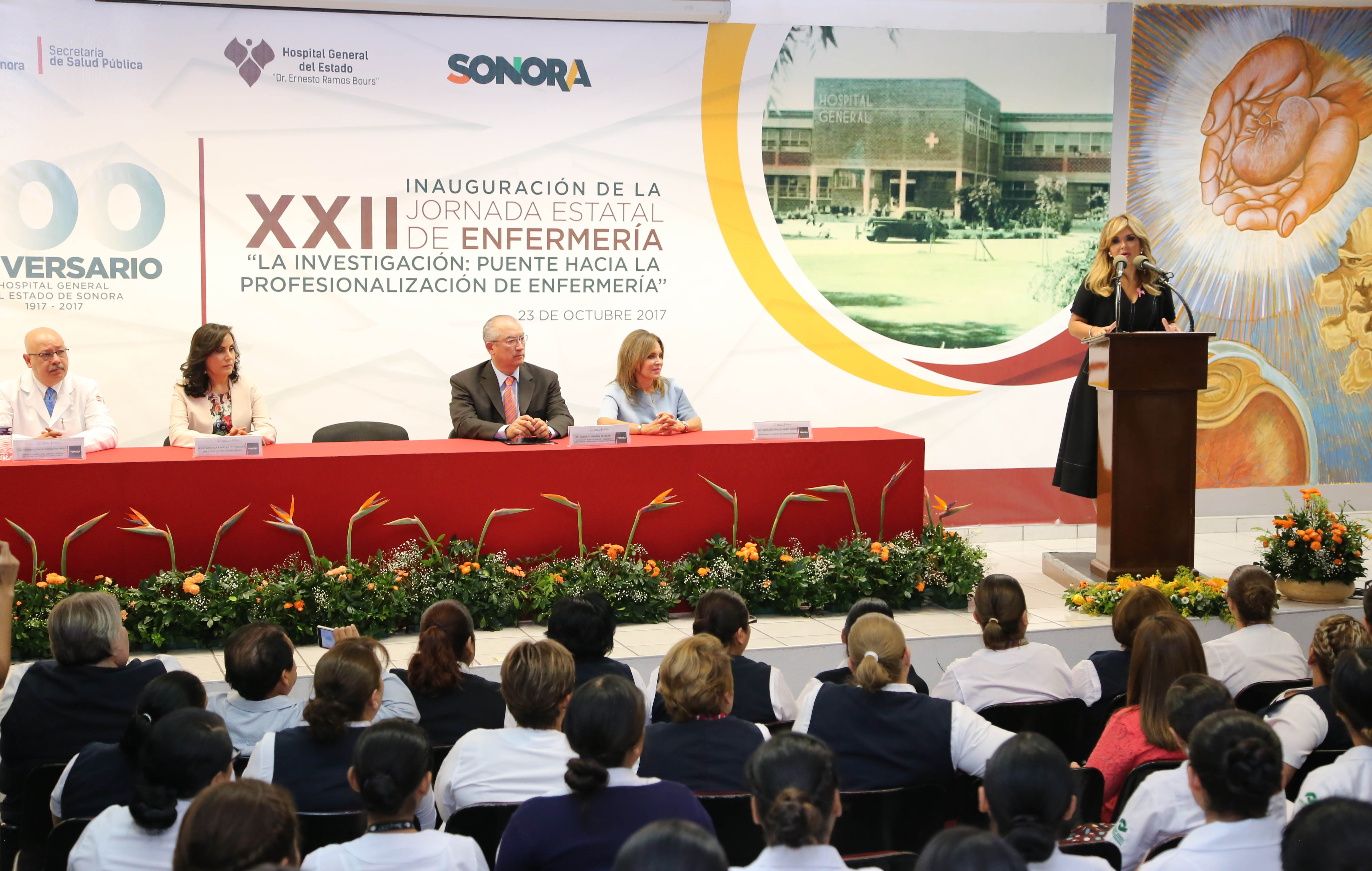 Celebra Gobernadora Pavlovich centenario de Hospital General del Estado Celebra Gobernadora Pavlovich centenario de Hospital General del Estado