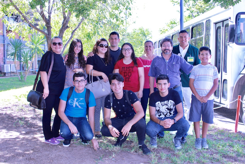 Ganan alumnos del COBACH Torneo Regional de Robótica Educativa en Monterrey