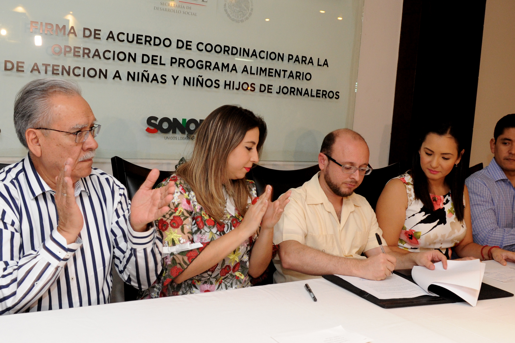 Distribuirán DIF Sonora y SEDESOL desayunos a hijos de jornaleros Distribuirán DIF Sonora y SEDESOL desayunos a hijos de jornaleros