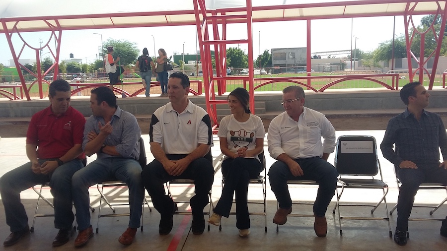 Inaugura Sylvana Beltrones unidad deportiva al norte de Hermosillo