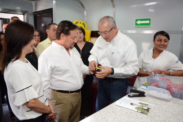 Se benefician Cajemenses con beneficios de tren de la salud