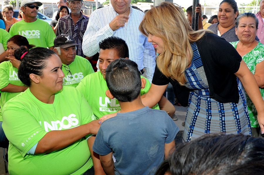 Inicia Gobernadora Pavlovich actividades del Mes de la Vivienda
