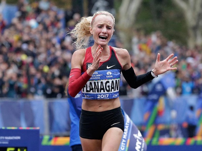 Al fin, una atleta de EU gana el Maratón de NY
