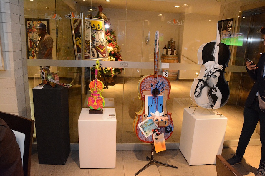 Realizan exposición y subasta de obra pictórica sobre instrumentos musicales Realizan exposición y subasta de obra pictórica sobre instrumentos musicales