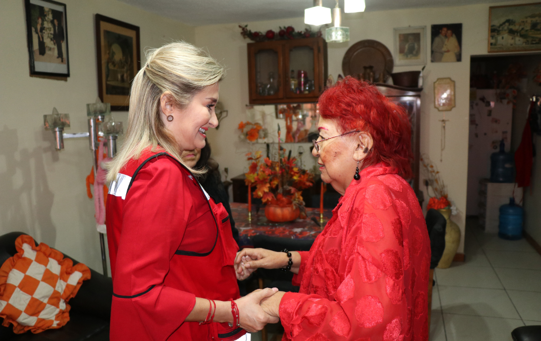 Brinda Gobernadora Pavlovich seguridad y calidad de vida a adultos mayores