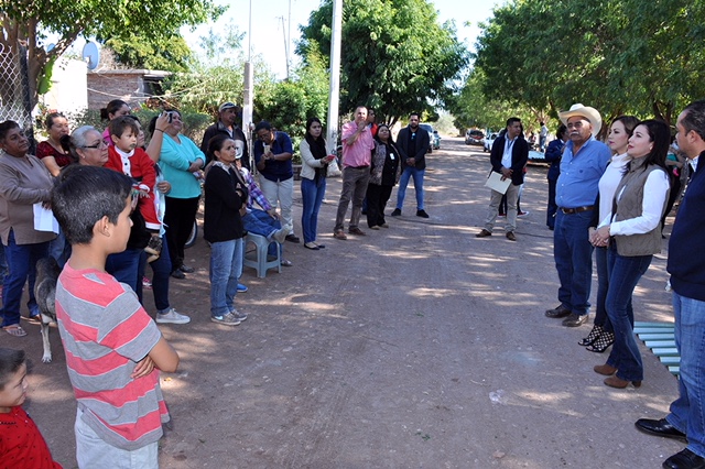 Beneficia DIF Cajeme con láminas galvanizadas a familias de Pueblo Yaqui