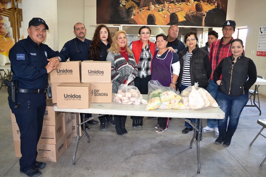 Entrega alcaldesa cobertores y alimentos a asociaciones civiles de apoyo a personas vulnerable