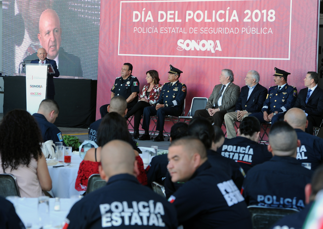 Llama Secretario de Seguridad a valorar más la función policial Llama Secretario de Seguridad a valorar más la función policial