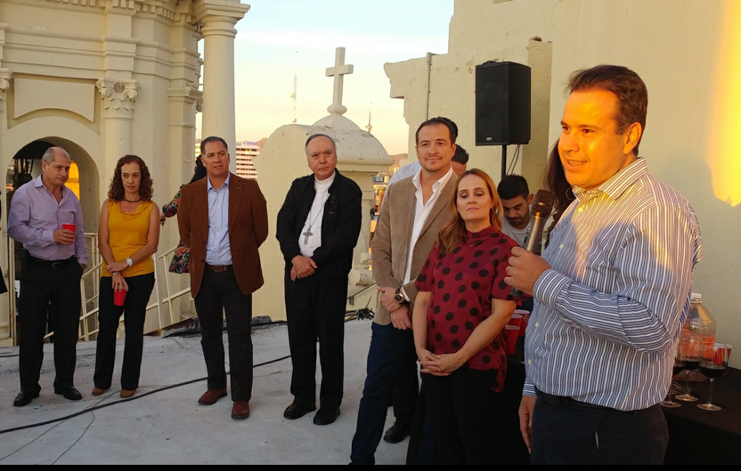 Entrega Energía Sonora equipo de paneles solares al patronato de la Catedral de Hermosillo