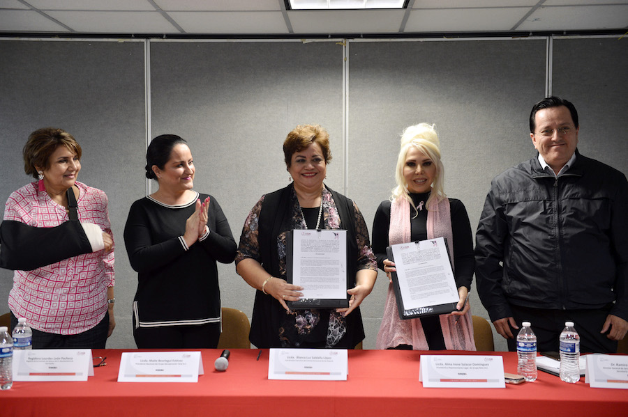 Unen ISM y Grupo RETO acciones en prevención de cáncer de mama